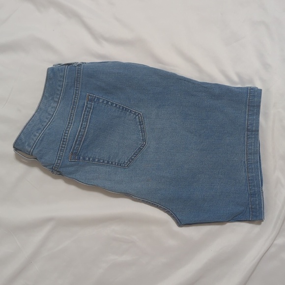 Torrid Vintage 5" Mid-Rise Stretch Short, Color Blue Size 16 - Picture 5 of 16
